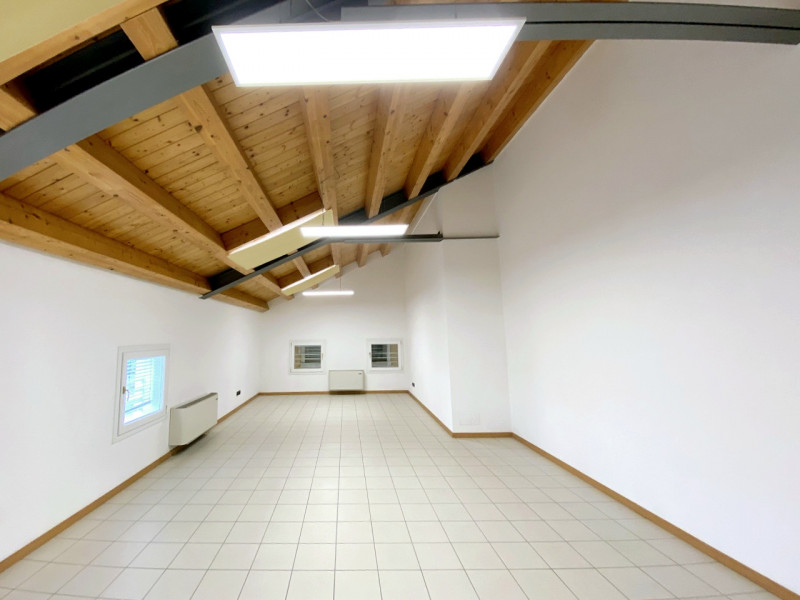 attico in vendita ad Este