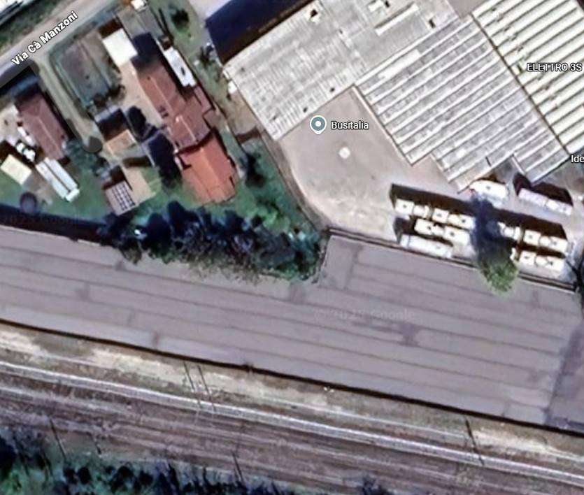 locale commerciale in vendita ad Este