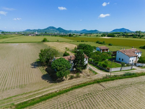casa indipendente in vendita ad Este