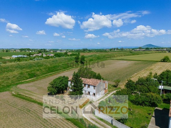 casa indipendente in vendita ad Este