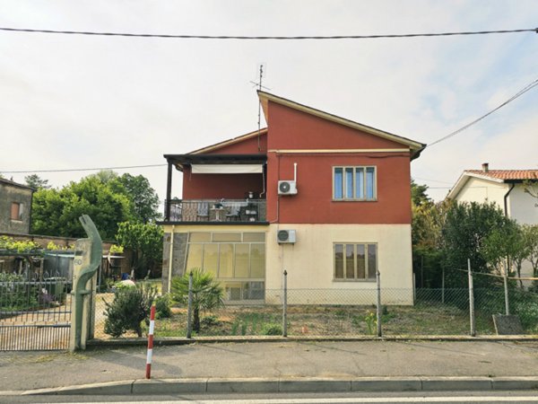 casa indipendente in vendita ad Este