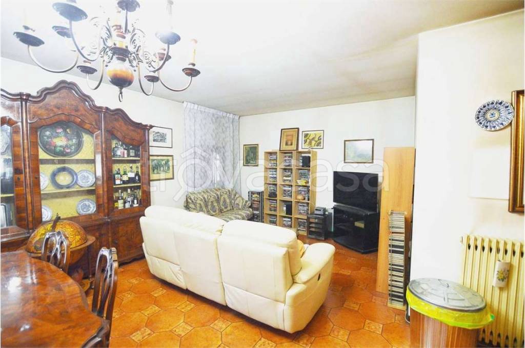 appartamento in vendita ad Este