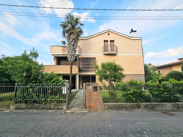 casa indipendente in vendita ad Este