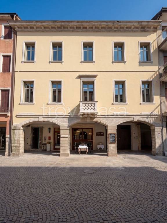appartamento in vendita ad Este
