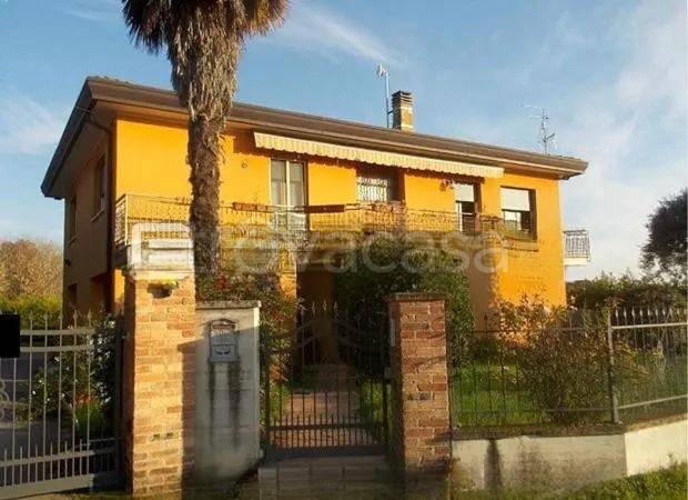 casa indipendente in vendita ad Este