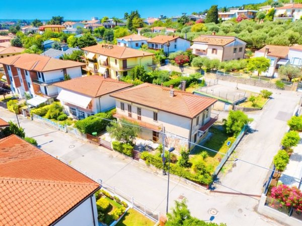 casa indipendente in vendita ad Este