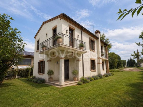 casa indipendente in vendita ad Este