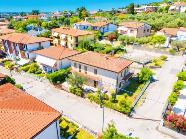 casa indipendente in vendita ad Este