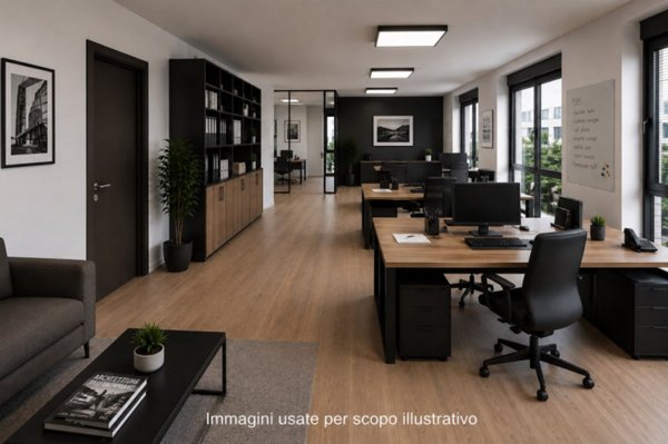 ufficio in vendita ad Este