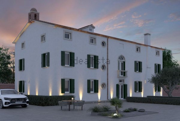 intera palazzina in vendita ad Este