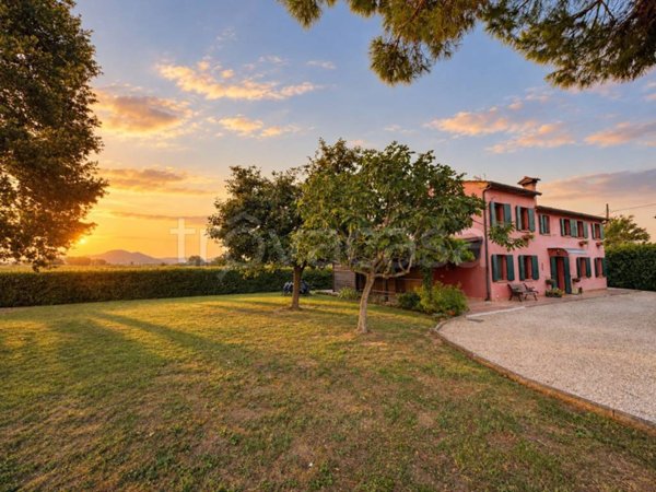 casa indipendente in vendita ad Este