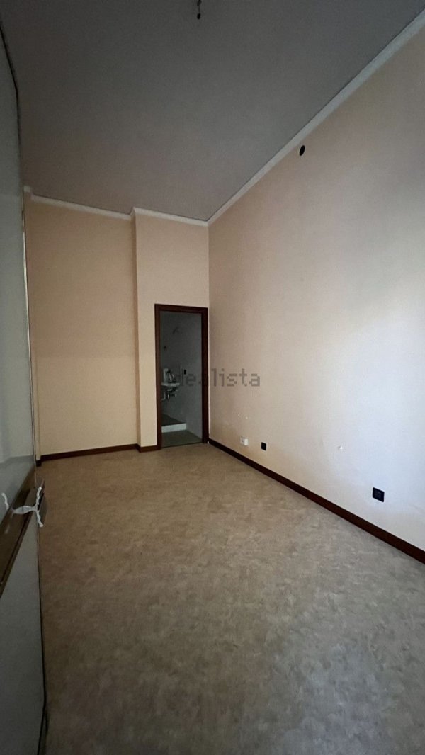 locale di sgombero in vendita ad Este
