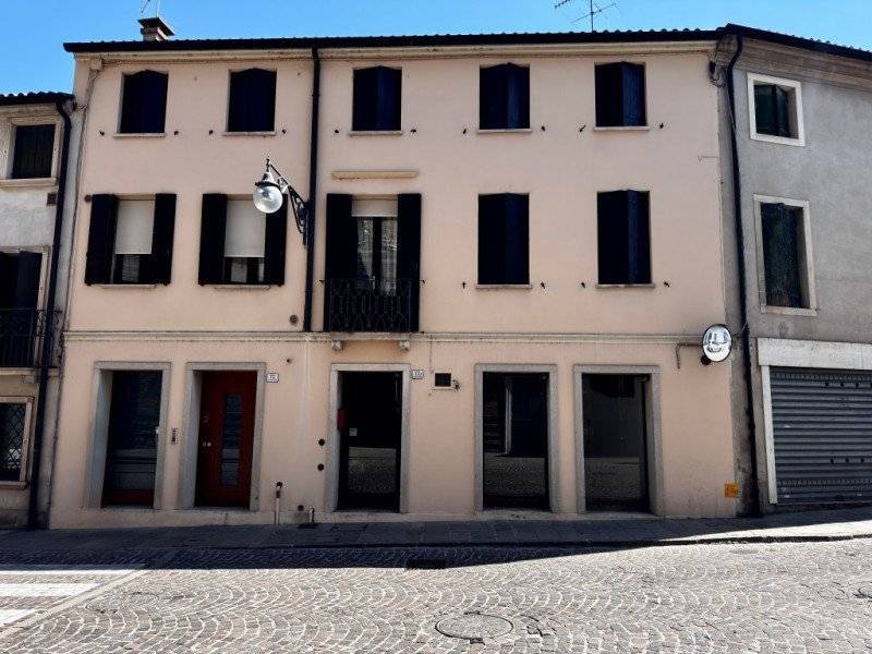 appartamento in vendita ad Este