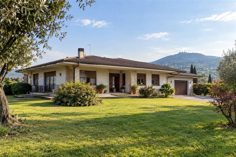 casa indipendente in vendita ad Este