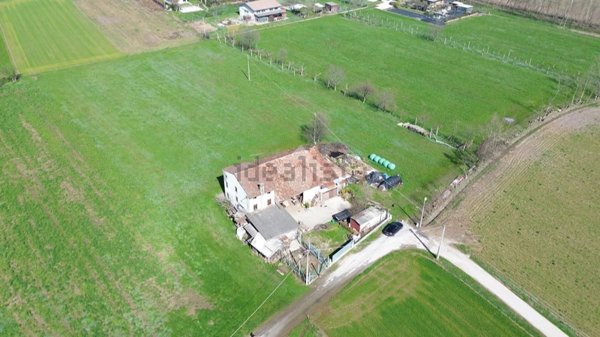 casa indipendente in vendita a Fontaniva