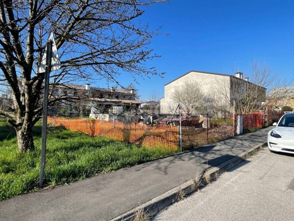 casa indipendente in vendita a Fontaniva