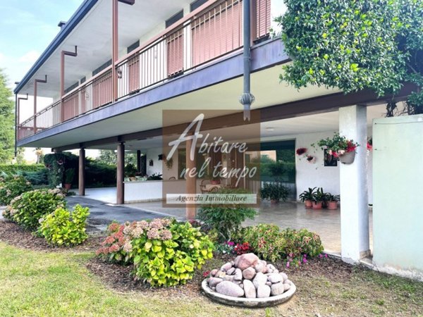 casa indipendente in vendita a Fontaniva