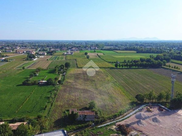 casa indipendente in vendita a Fontaniva
