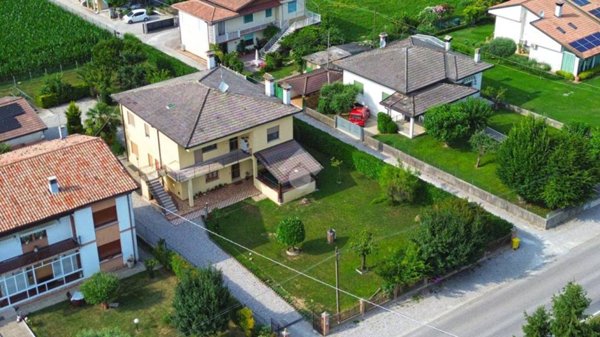 casa indipendente in vendita a Fontaniva