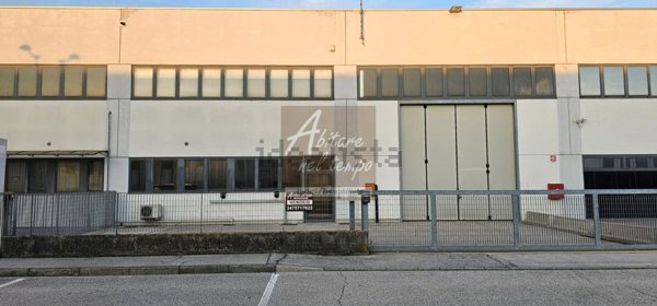 capannone in vendita a Fontaniva