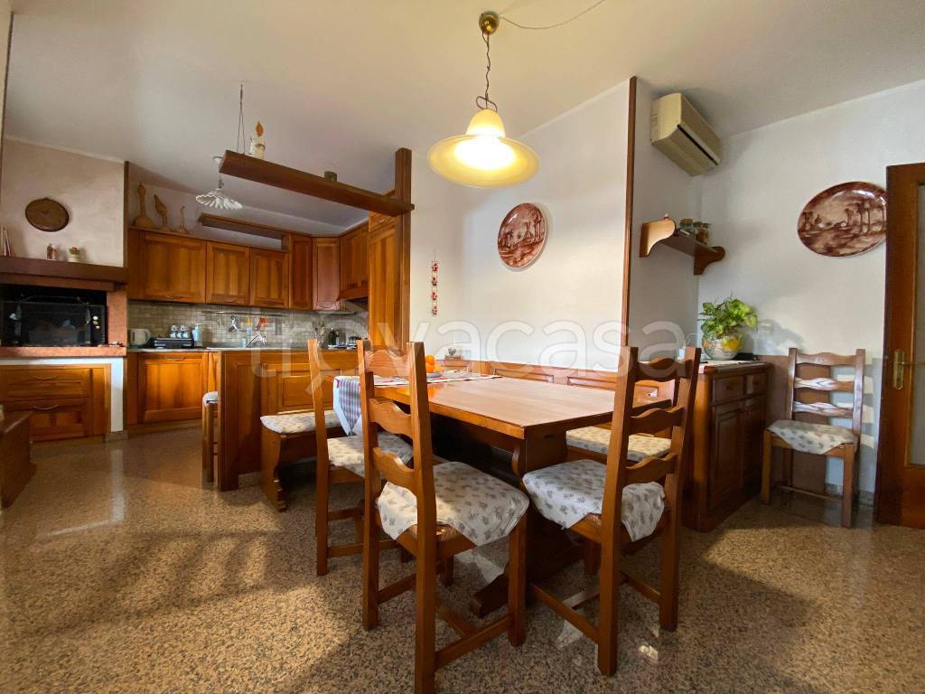 casa indipendente in vendita a Fontaniva