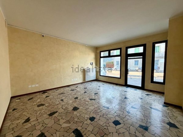 negozio in vendita a Fontaniva