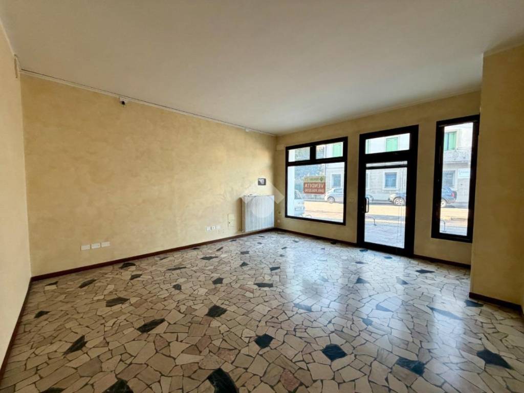 negozio in vendita a Fontaniva