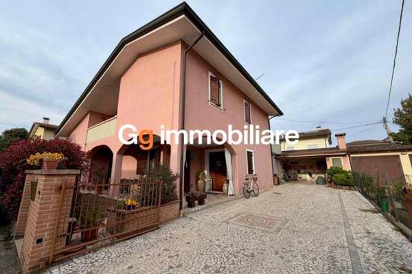 casa indipendente in vendita a Fontaniva