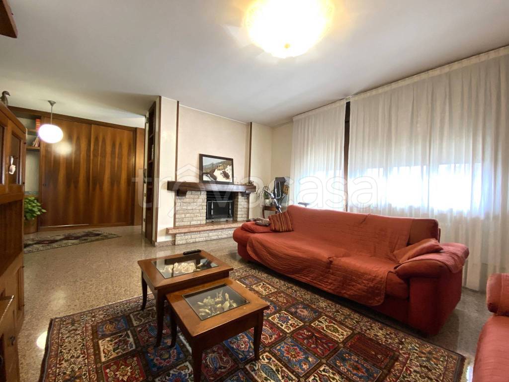 casa indipendente in vendita a Fontaniva