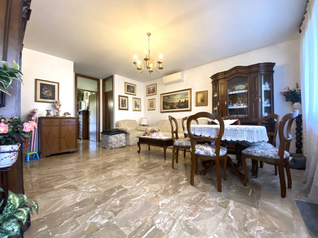 casa indipendente in vendita a Fontaniva in zona Fratta