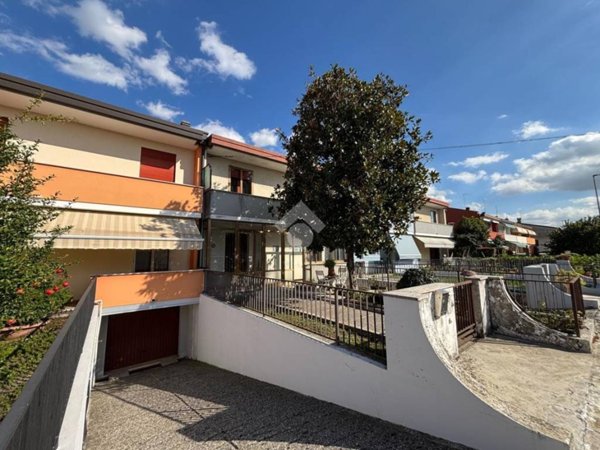 casa indipendente in vendita a Fontaniva