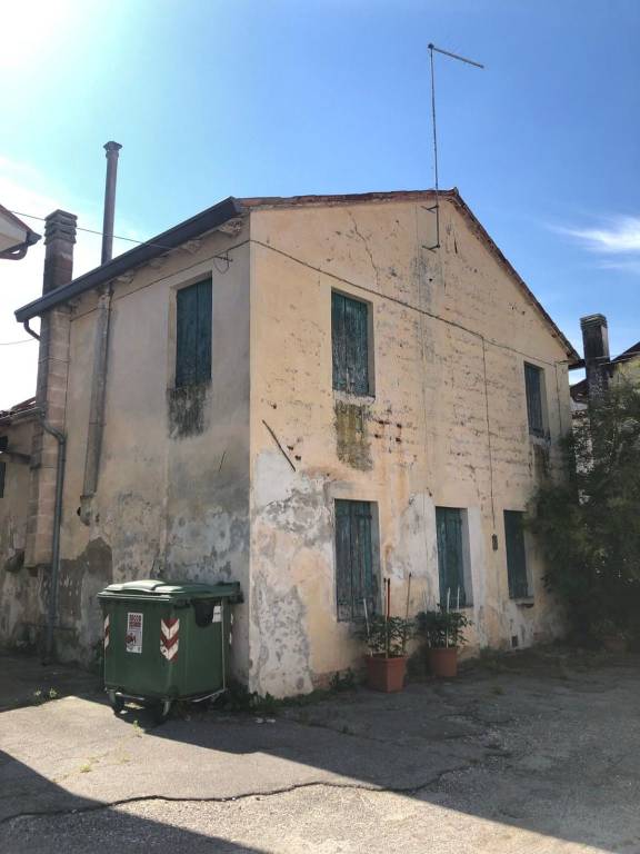 casa indipendente in vendita a Galliera Veneta