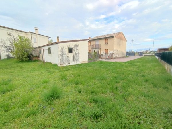 casa indipendente in vendita a Galliera Veneta