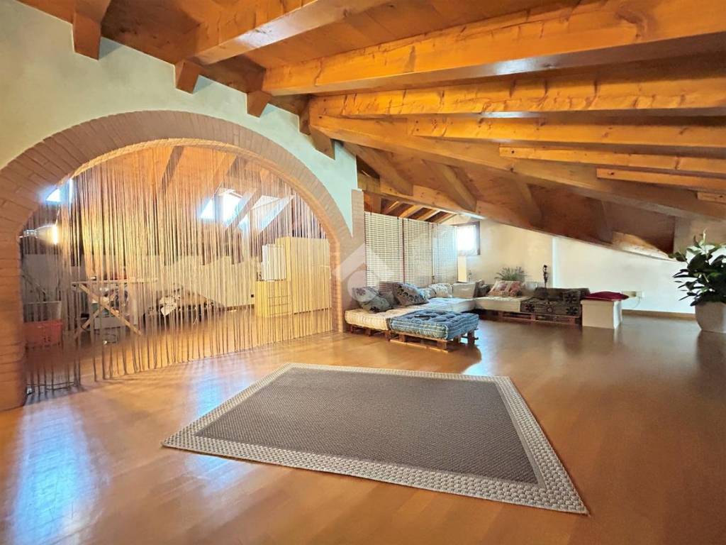 intera palazzina in vendita a Galliera Veneta in zona Mottinello Nuovo