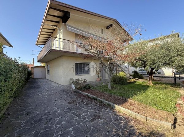 casa indipendente in vendita a Galliera Veneta
