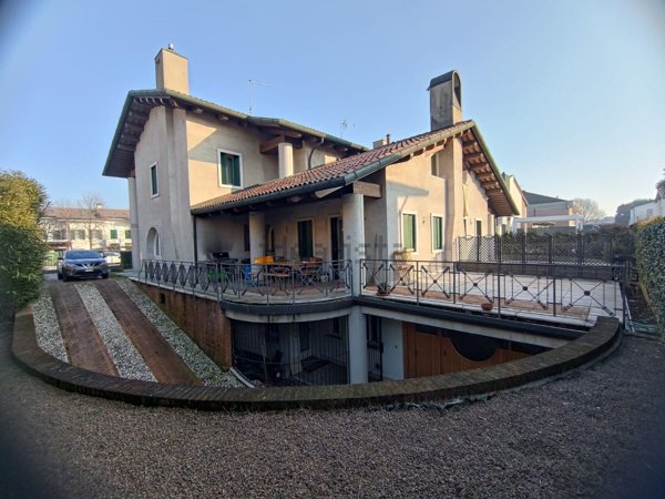 casa indipendente in vendita a Galliera Veneta