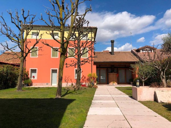 casa indipendente in vendita a Galliera Veneta