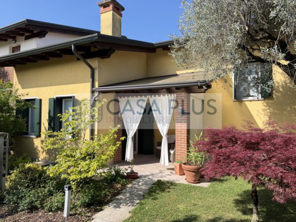 casa indipendente in vendita a Galliera Veneta