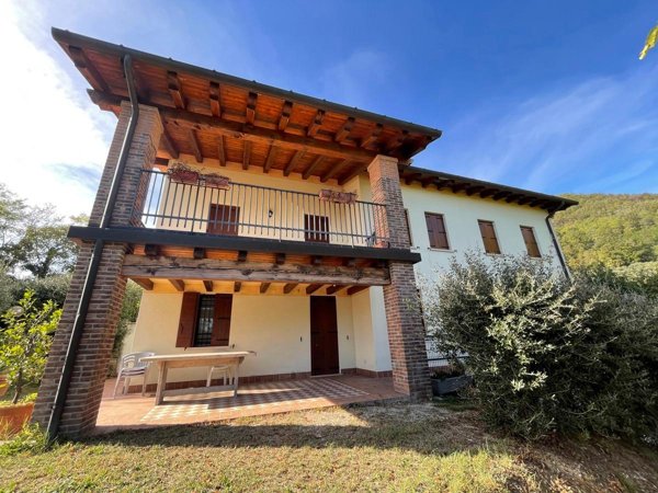 casa indipendente in vendita a Galzignano Terme