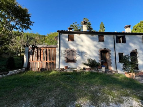 casa indipendente in vendita a Galzignano Terme in zona Valsanzibio
