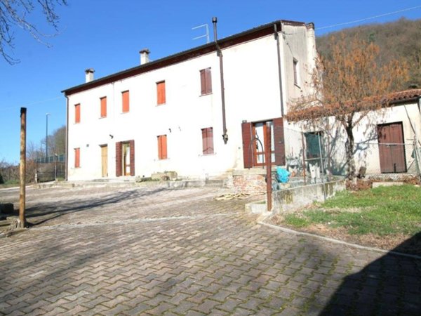 casa indipendente in vendita a Galzignano Terme