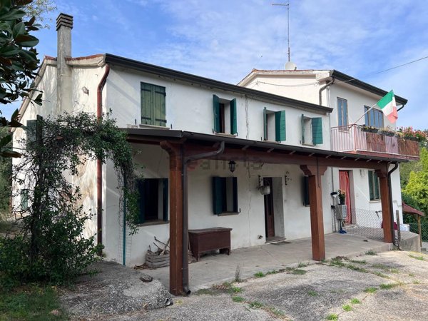 casa indipendente in vendita a Galzignano Terme