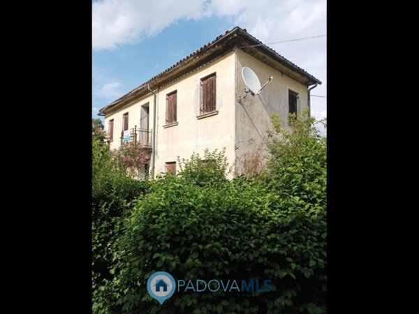 casa indipendente in vendita a Galzignano Terme in zona Valsanzibio