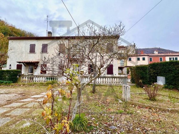 casa indipendente in vendita a Galzignano Terme