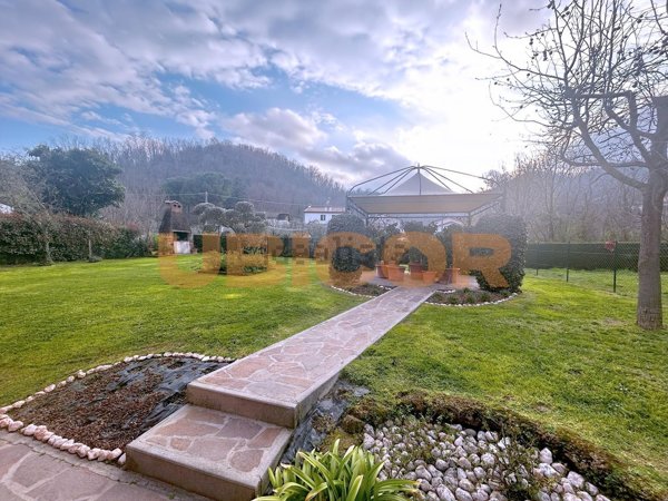 casa indipendente in vendita a Galzignano Terme