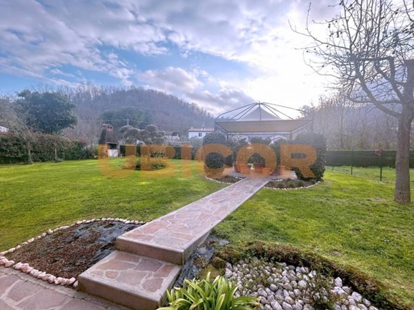 casa indipendente in vendita a Galzignano Terme in zona Noiera