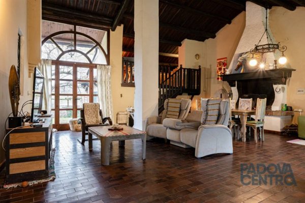 casa indipendente in vendita a Galzignano Terme