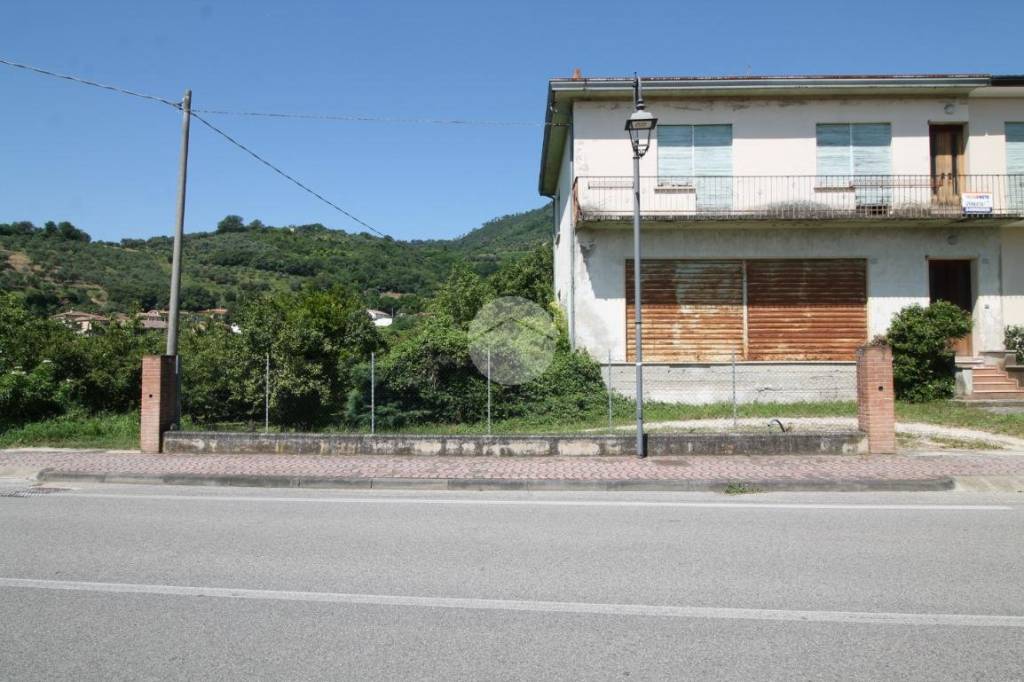 casa indipendente in vendita a Galzignano Terme