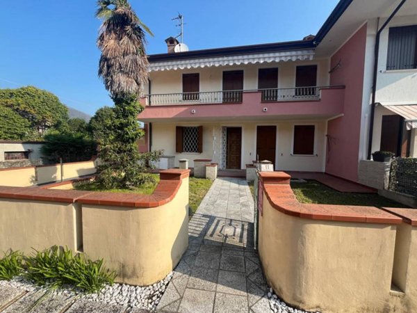 appartamento in vendita a Galzignano Terme in zona Valsanzibio