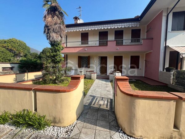 appartamento in vendita a Galzignano Terme in zona Valsanzibio